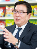 カルビー株式会社 伊藤 秀二