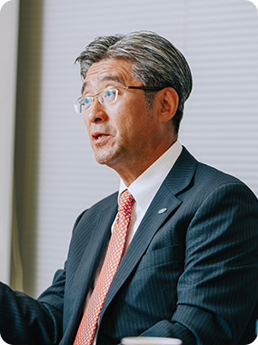 インテル株式会社　鈴木 国正